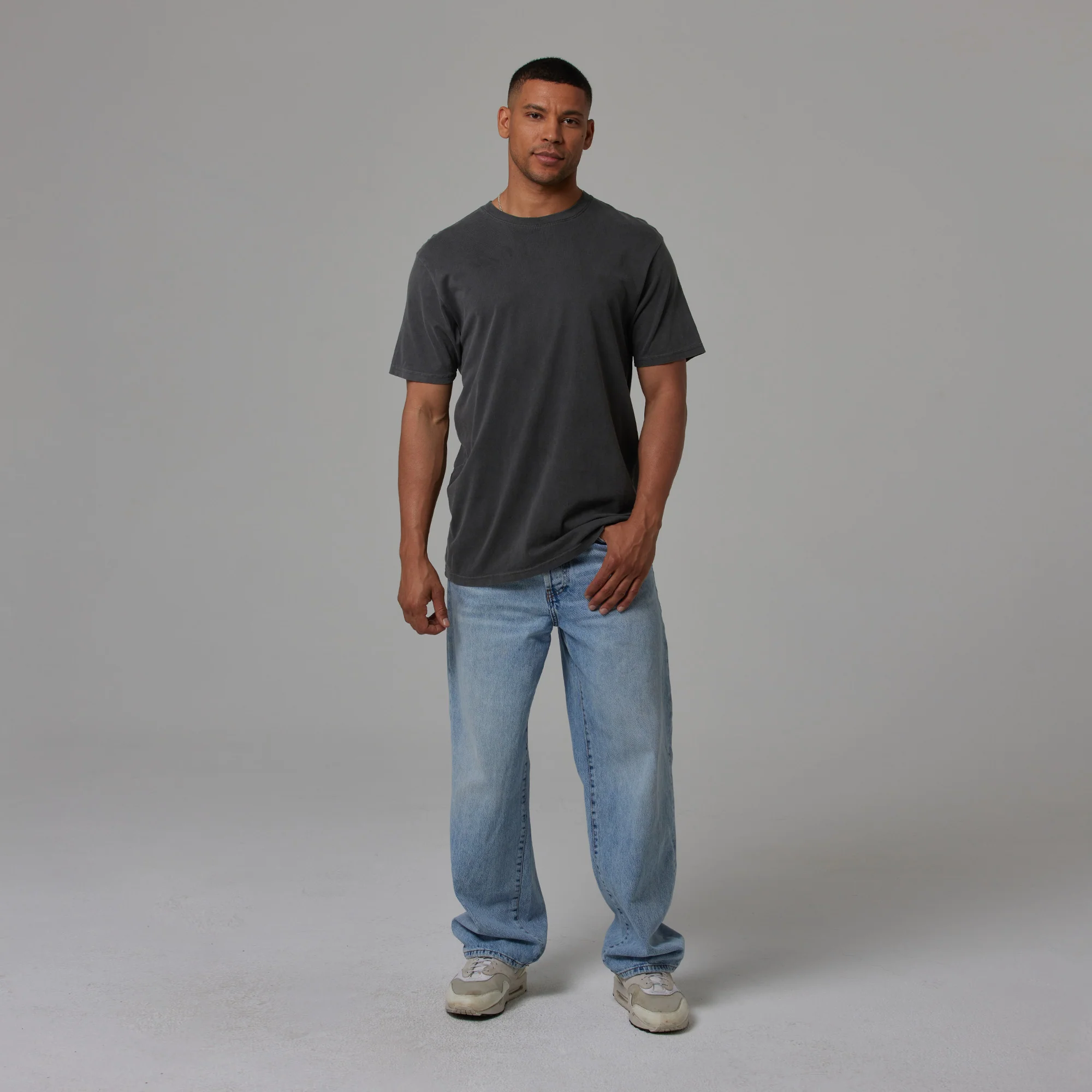 MENS PREMIUM TEE - Image 10