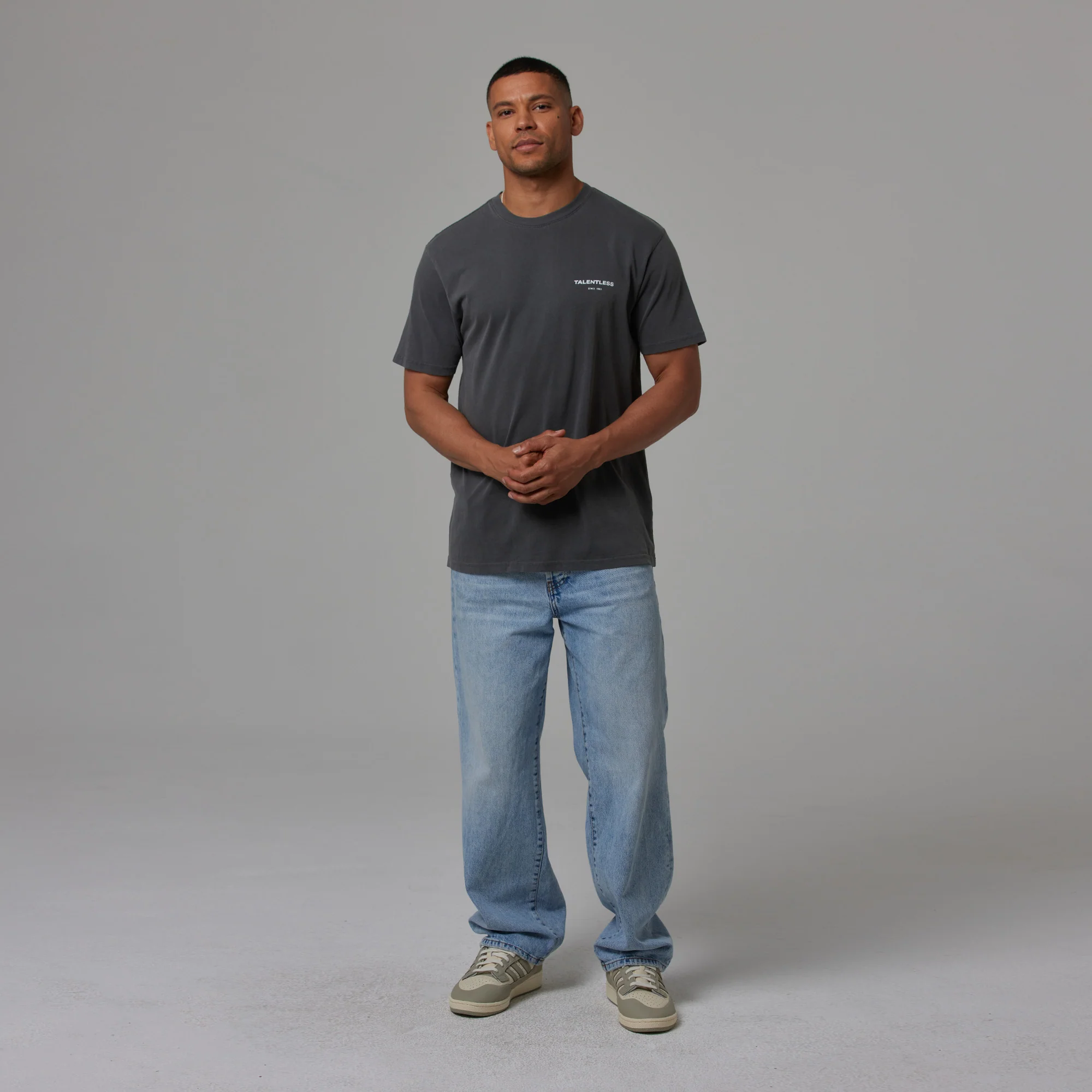 MENS TEE - CIRCLE LOGO - Image 5