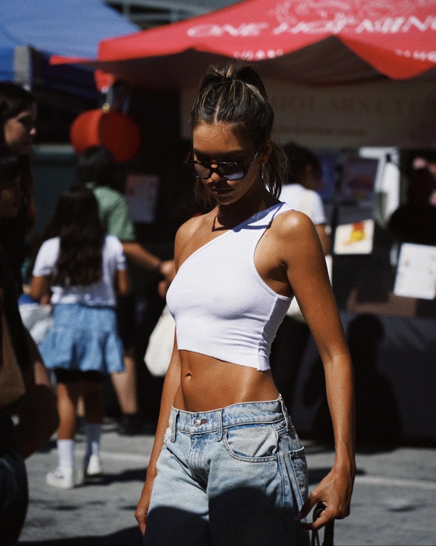 ASYMMETRICAL CROP TANK - Image 7