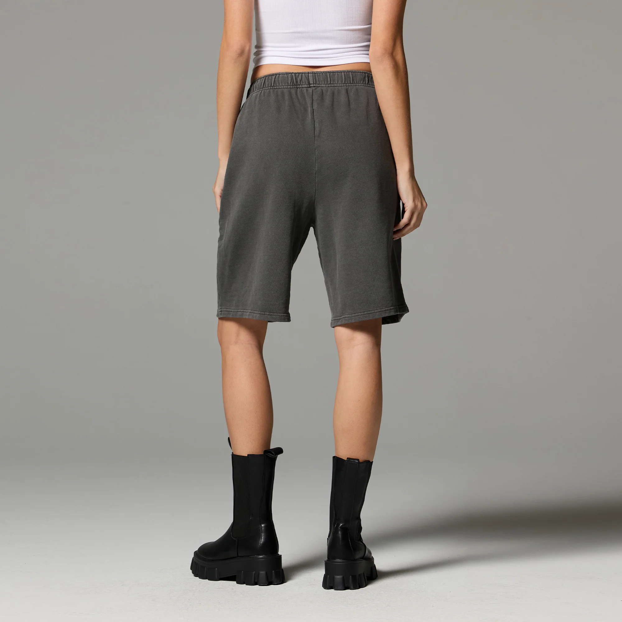 WOMENS BOYFRIEND SHORTS - Image 15