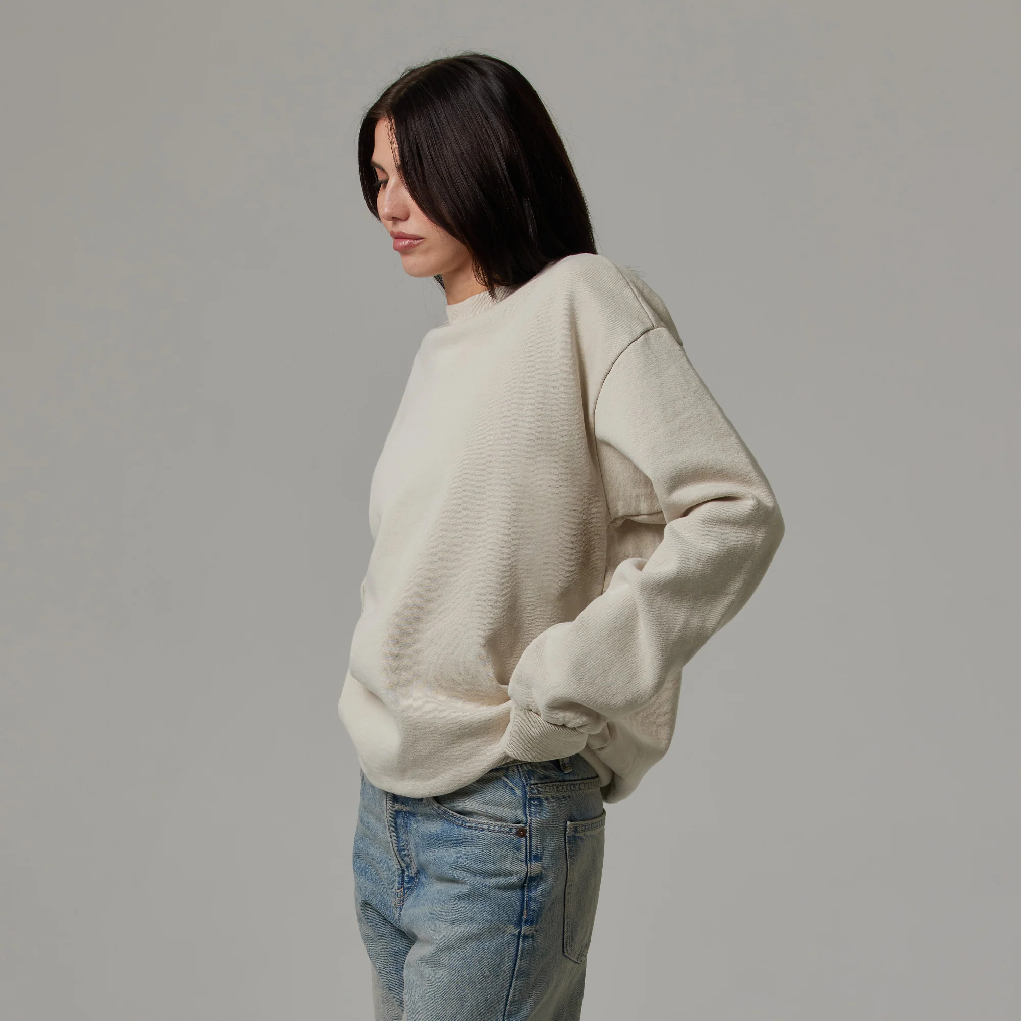 WOMENS OVERSIZED HEAVYWEIGHT CREWNECK - Image 4