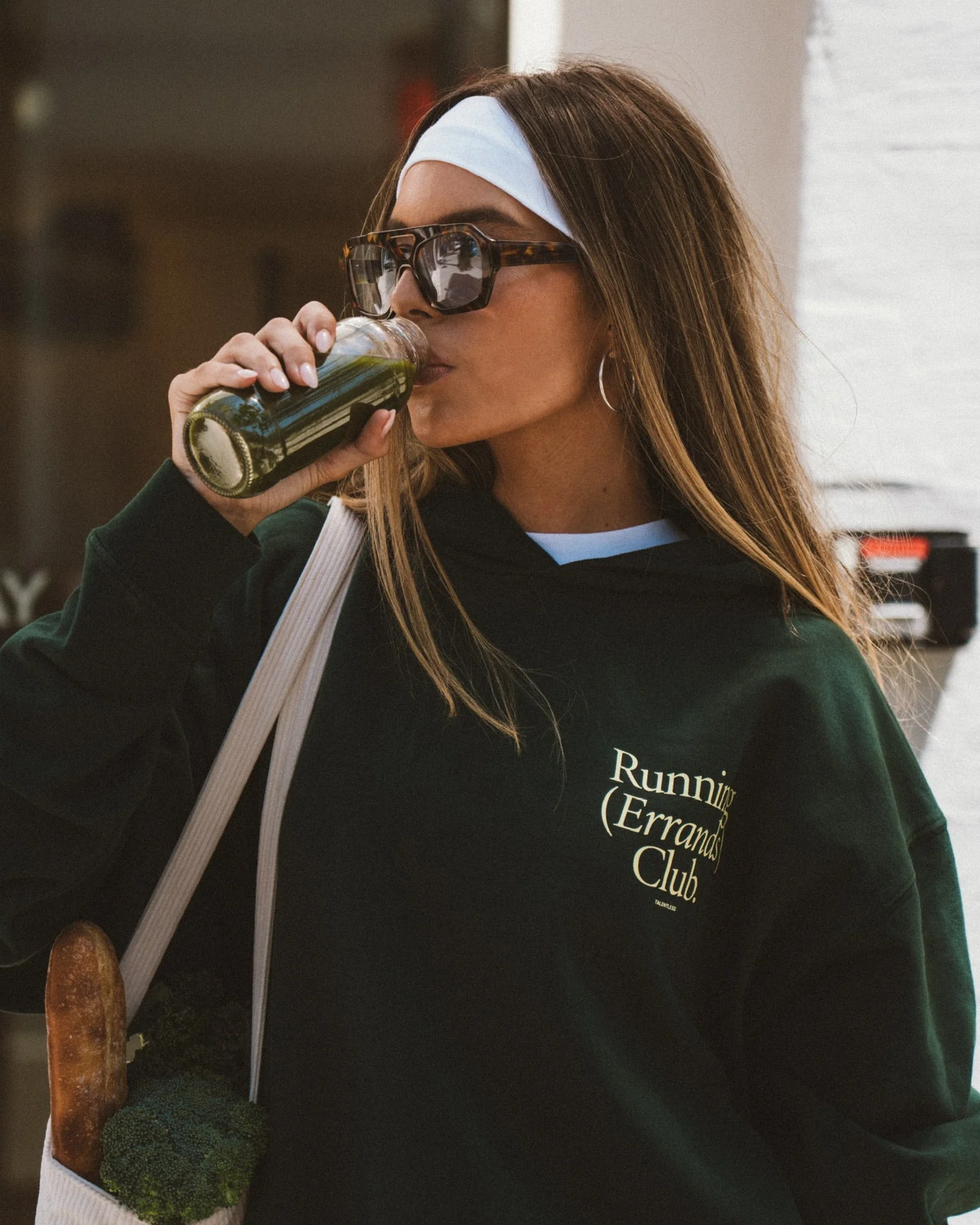 WOMENS RUNNING CLUB HOODIE - Image 9