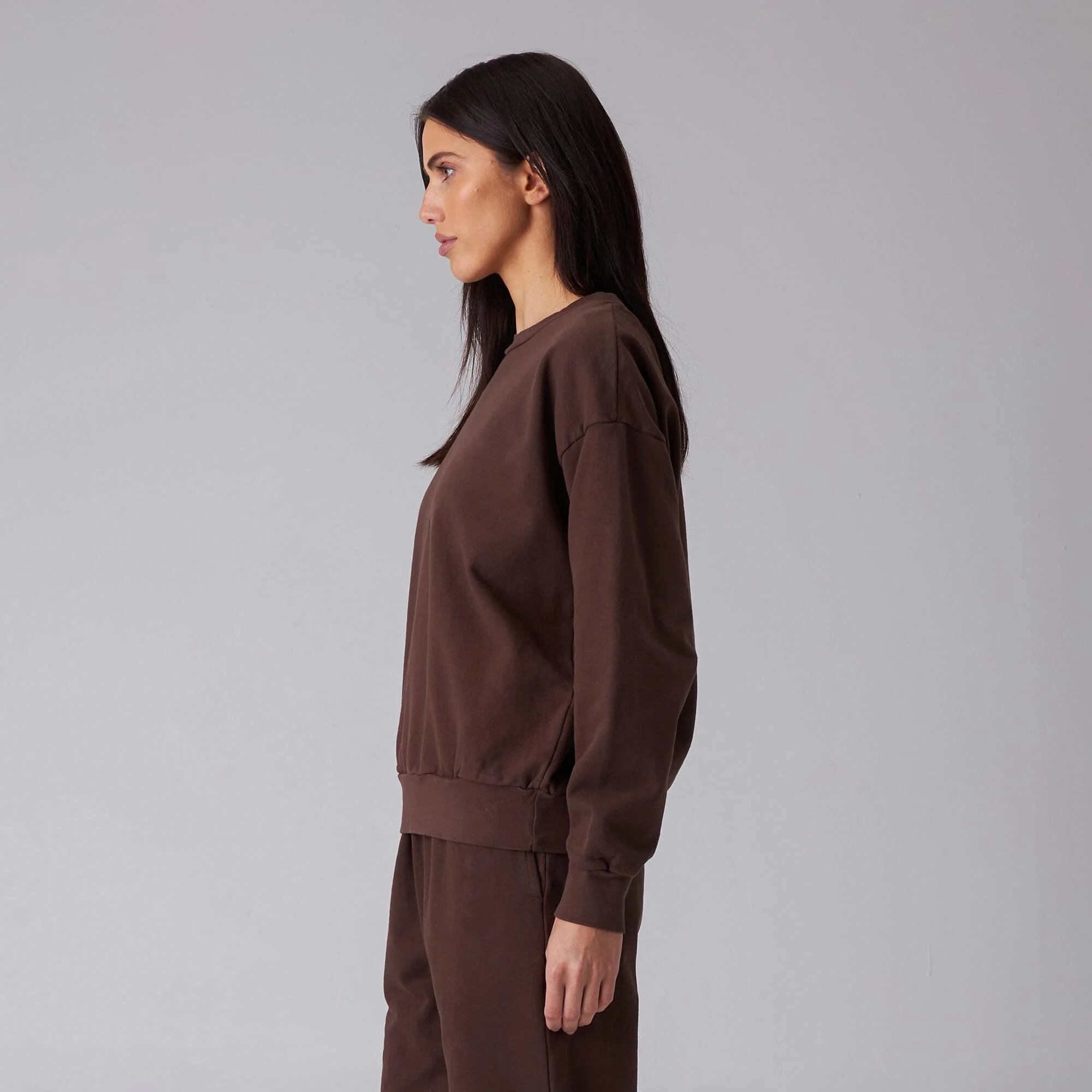 WOMENS SIMPLE LIGHTWEIGHT CREWNECK - Image 11