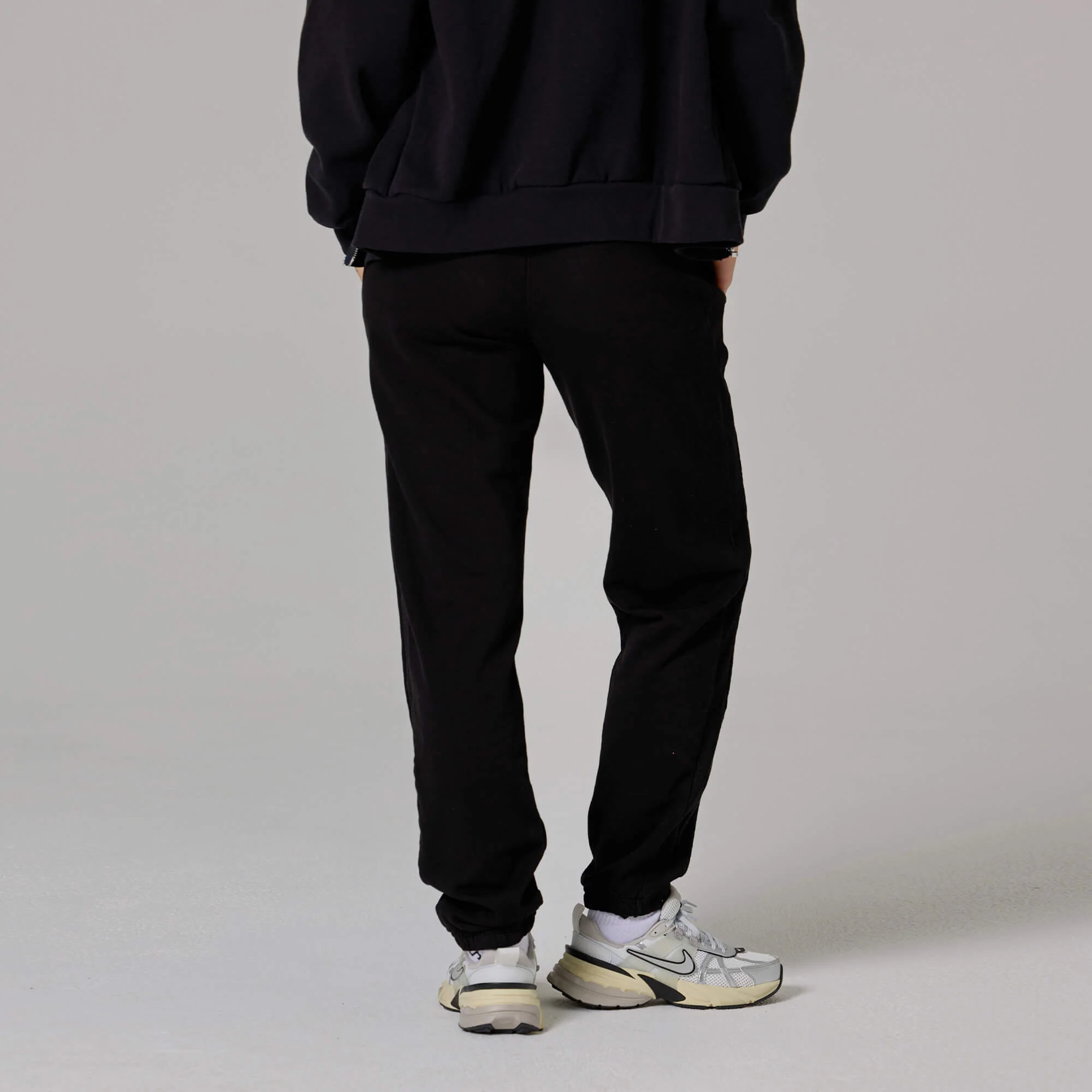 WOMENS STRIPED SWEATPANTS - Image 15